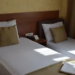 Slavyanska Beseda 3* Szófia