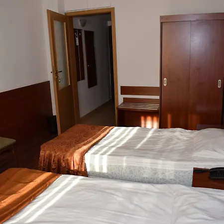 Slavyanska Beseda Hotell 3*
