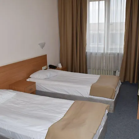 Slavyanska Beseda 3* София