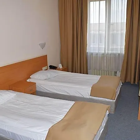 Slavyanska Beseda 3*