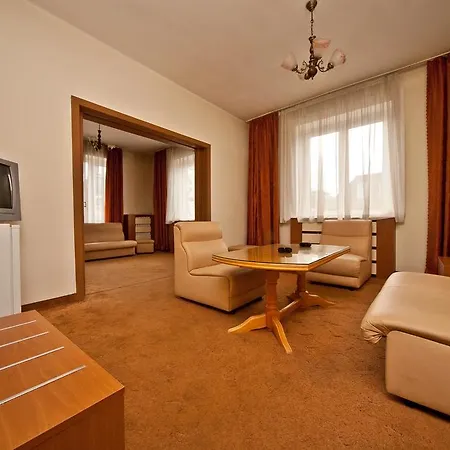 Slavyanska Beseda Hotel 3*