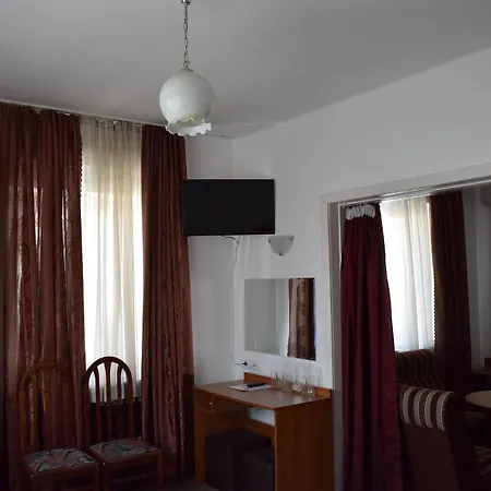 Slavyanska Beseda 3* Szófia